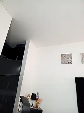 tata laima   online show from January 2025 05:42:02 PM