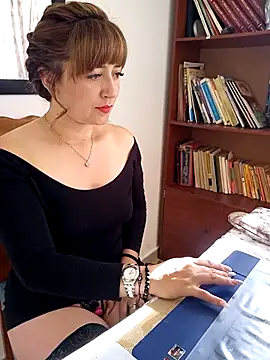 tata laima   online show from January 2025 01:41:02 PM