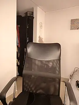 tata laima   online show from March 2025 05:35:02 PM