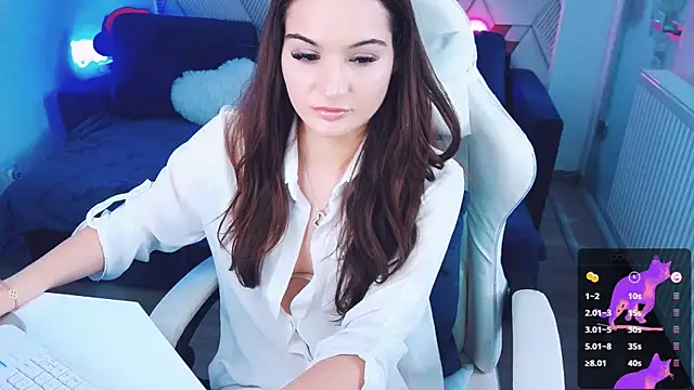 AmbraEnms online show from March 2026 01:17:01 PM