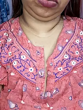 Snapshot of Ravina_patil1 chatting on March 2026 07:28:01 PM Ravina patil1 online show from March 2026 07:28:01 PM