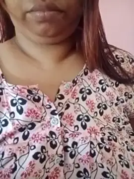 Snapshot of Ravina_patil1 chatting on April 2026 06:09:01 AM Ravina patil1 online show from April 2026 06:09:01 AM