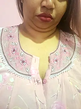 Snapshot of Ravina_patil1 chatting on April 2026 06:25:01 AM Ravina patil1 online show from April 2026 06:25:01 AM