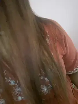 Snapshot of Ravina_patil1 chatting on April 2026 04:48:01 AM Ravina patil1 online show from April 2026 04:48:01 AM