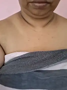 Snapshot of Ravina_patil1 chatting on April 2026 05:29:01 AM Ravina patil1 online show from April 2026 05:29:01 AM