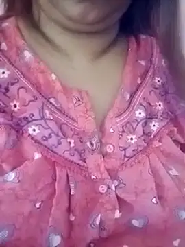Snapshot of Ravina_patil1 chatting on April 2026 05:32:02 AM Ravina patil1 online show from April 2026 05:32:02 AM