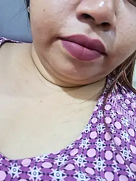 Snapshot of Ravina_patil1 chatting on April 2026 02:59:01 PM Ravina patil1 online show from April 2026 02:59:01 PM