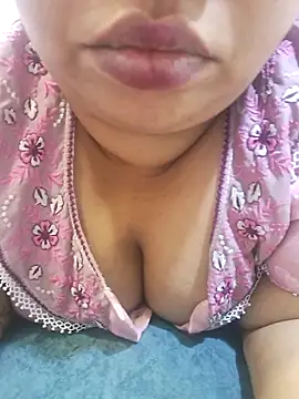 Snapshot of Ravina_patil1 chatting on April 2026 08:26:01 PM Ravina patil1 online show from April 2026 08:26:01 PM