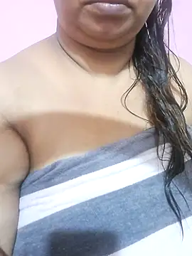 Snapshot of Ravina_patil1 chatting on July 2026 03:54:02 AM Ravina patil1 online show from July 2026 03:54:02 AM