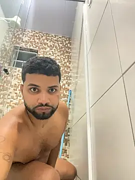 Snapshot of EuuupravcS2 chatting on October 2025 01:59:01 AM EuuupravcS2 online show from October 2025 01:59:01 AM