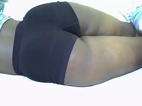 Snapshot of candililie chatting on November 2025 04:12:02 AM candililie online show from November 2025 04:12:02 AM