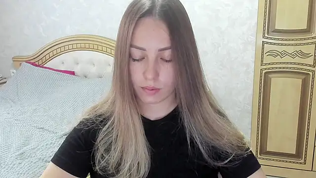 Snapshot of Mia_shy1 chatting on November 2025 07:07:01 AM Mia shy1 online show from November 2025 07:07:01 AM