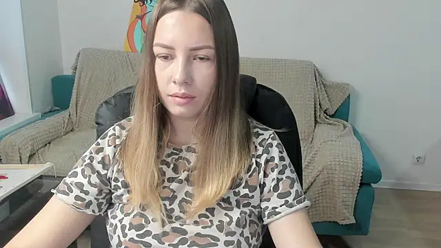 Snapshot of Mia_shy1 chatting on December 2025 06:52:02 AM Mia shy1 online show from December 2025 06:52:02 AM