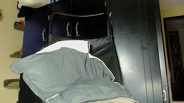 Real1jc online show from April 2026 12:09:02 PM