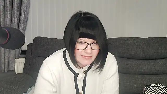 Snapshot of SquirtingIrishShannon chatting on January 2025 05:05:01 PM SquirtingIrishShannon online show from January 2025 05:05:01 PM