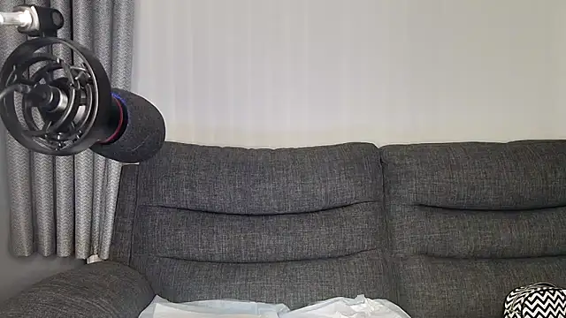 Snapshot of SquirtingIrishShannon chatting on February 2025 06:27:02 PM SquirtingIrishShannon online show from February 2025 06:27:02 PM