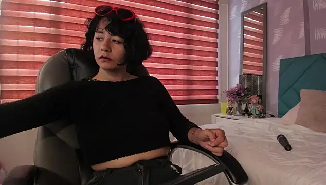 Snapshot of Moony_14 chatting on February 2025 04:47:01 PM Moony 14 online show from February 2025 04:47:01 PM