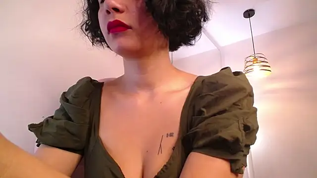 Snapshot of Moony_14 chatting on February 2025 12:21:02 AM Moony 14 online show from February 2025 12:21:02 AM