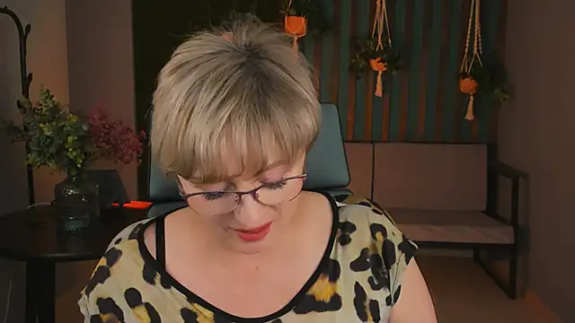 Snapshot of sugar_vivien chatting on December 2024 03:15:01 PM sugar vivien online show from December 2024 03:15:01 PM