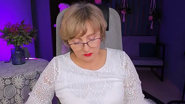 Snapshot of sugar_vivien chatting on January 2025 07:18:02 PM sugar vivien online show from January 2025 07:18:02 PM
