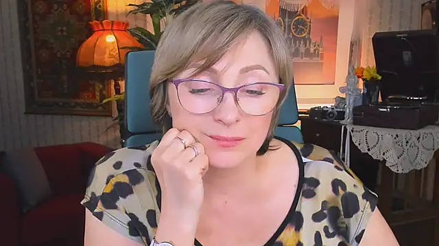 Snapshot of sugar_vivien chatting on February 2025 03:20:01 PM sugar vivien online show from February 2025 03:20:01 PM