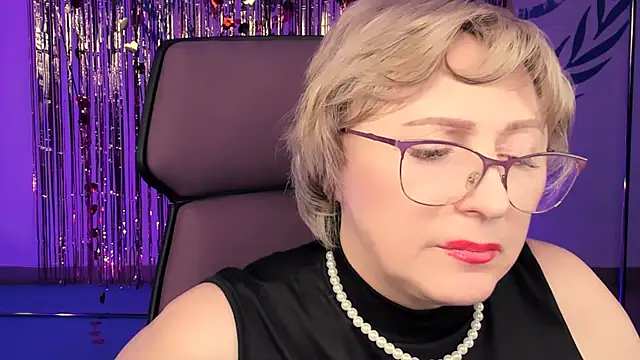 Snapshot of sugar_vivien chatting on February 2025 12:19:01 PM sugar vivien online show from February 2025 12:19:01 PM