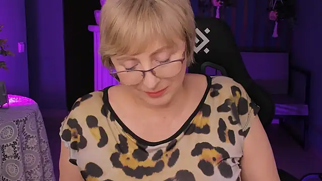 Snapshot of sugar_vivien chatting on March 2025 09:13:02 PM sugar vivien online show from March 2025 09:13:02 PM