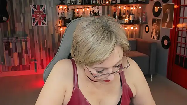 Snapshot of sugar_vivien chatting on March 2025 09:23:01 AM sugar vivien online show from March 2025 09:23:01 AM