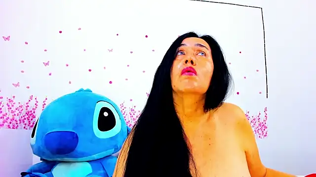 Snapshot of HorniestMilf chatting on July 2026 09:32:02 PM HorniestMilf online show from July 2026 09:32:02 PM