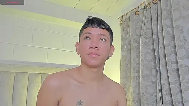 JulianRose 1 online show from January 2025 11:23:02 AM