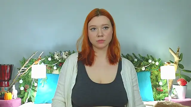 Snapshot of MileyMiller chatting on December 2024 11:54:02 AM MileyMiller online show from December 2024 11:54:02 AM