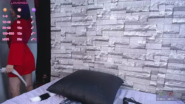 BellaOdisea online show from January 2025 11:13:01 PM