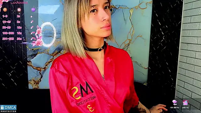 Snapshot of BellaOdisea chatting on March 2026 11:35:01 AM BellaOdisea online show from March 2026 11:35:01 AM