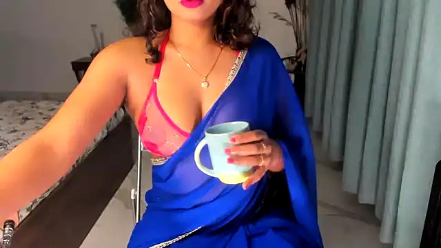 Bad Girl Kayra69 online show from February 2025 05:45:01 PM