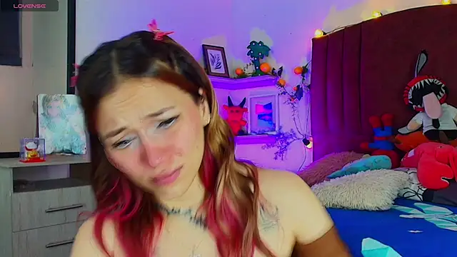 alisson zafiro  online show from November 2025 03:15:01 AM