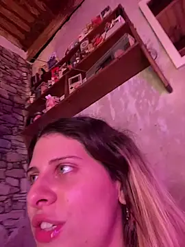 Snapshot of FlorBich chatting on April 2026 04:21:02 AM FlorBich online show from April 2026 04:21:02 AM