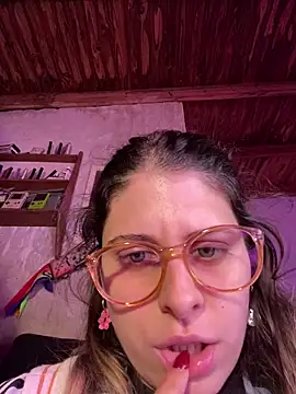 Snapshot of FlorBich chatting on June 2026 11:13:02 PM FlorBich online show from June 2026 11:13:02 PM