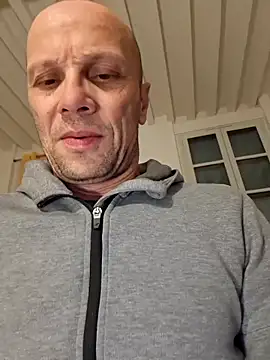 wedge75 online show from April 2026 12:28:01 PM