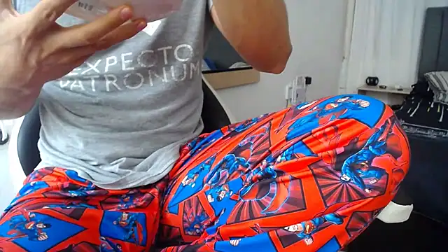 Valerioe online show from February 2025 04:21:02 PM