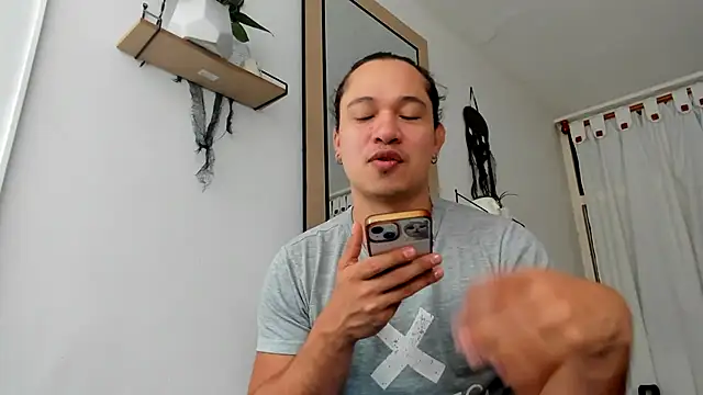 Valerioe online show from October 2025 12:15:01 PM