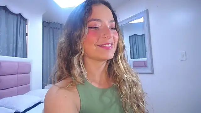 IssadoraJames online show from January 2025 07:22:01 PM