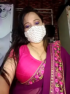 Snapshot of albelasummi702 chatting on April 2026 05:56:02 AM albelasummi702 online show from April 2026 05:56:02 AM