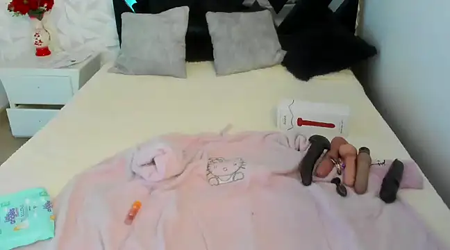 Snapshot of Lizzie_Williams_ chatting on February 2025 03:16:02 AM Lizzie Williams online show from February 2025 03:16:02 AM