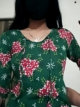 Raya-Moni online show from November 2025 01:28:02 PM