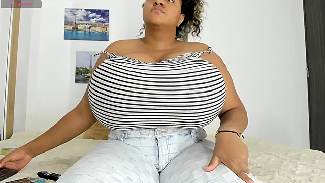 bigmom69  online show from November 2025 12:24:02 AM