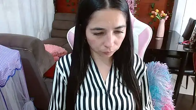 Snapshot of kendall_all4u chatting on March 2026 03:34:01 AM kendall all4u online show from March 2026 03:34:01 AM