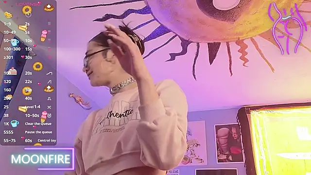 Snapshot of moonfiredancer chatting on January 2025 03:32:01 PM moonfiredancer online show from January 2025 03:32:01 PM