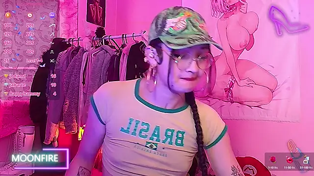 Snapshot of moonfiredancer chatting on September 2025 11:23:02 AM moonfiredancer online show from September 2025 11:23:02 AM