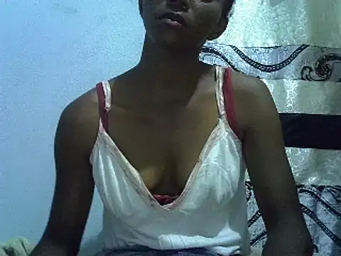 ElianeHot online show from February 2025 07:55:01 PM