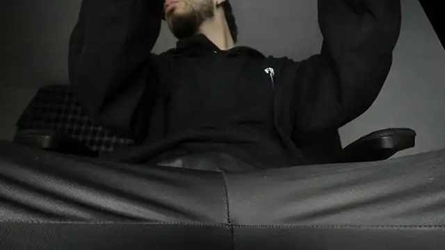 s sven03 online show from September 2025 11:15:02 PM